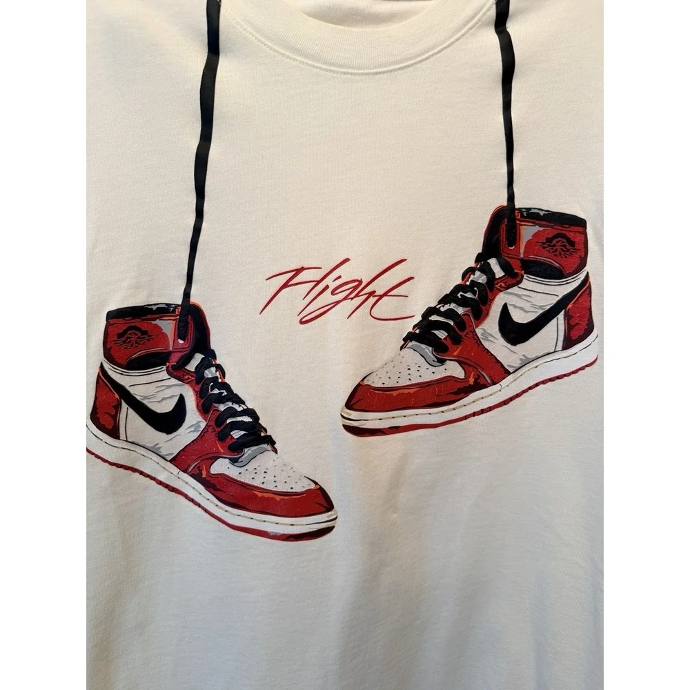 Jordan Men's Small Air Jordan 1 Chicago Flight T-Shirt Off White FD0536-133